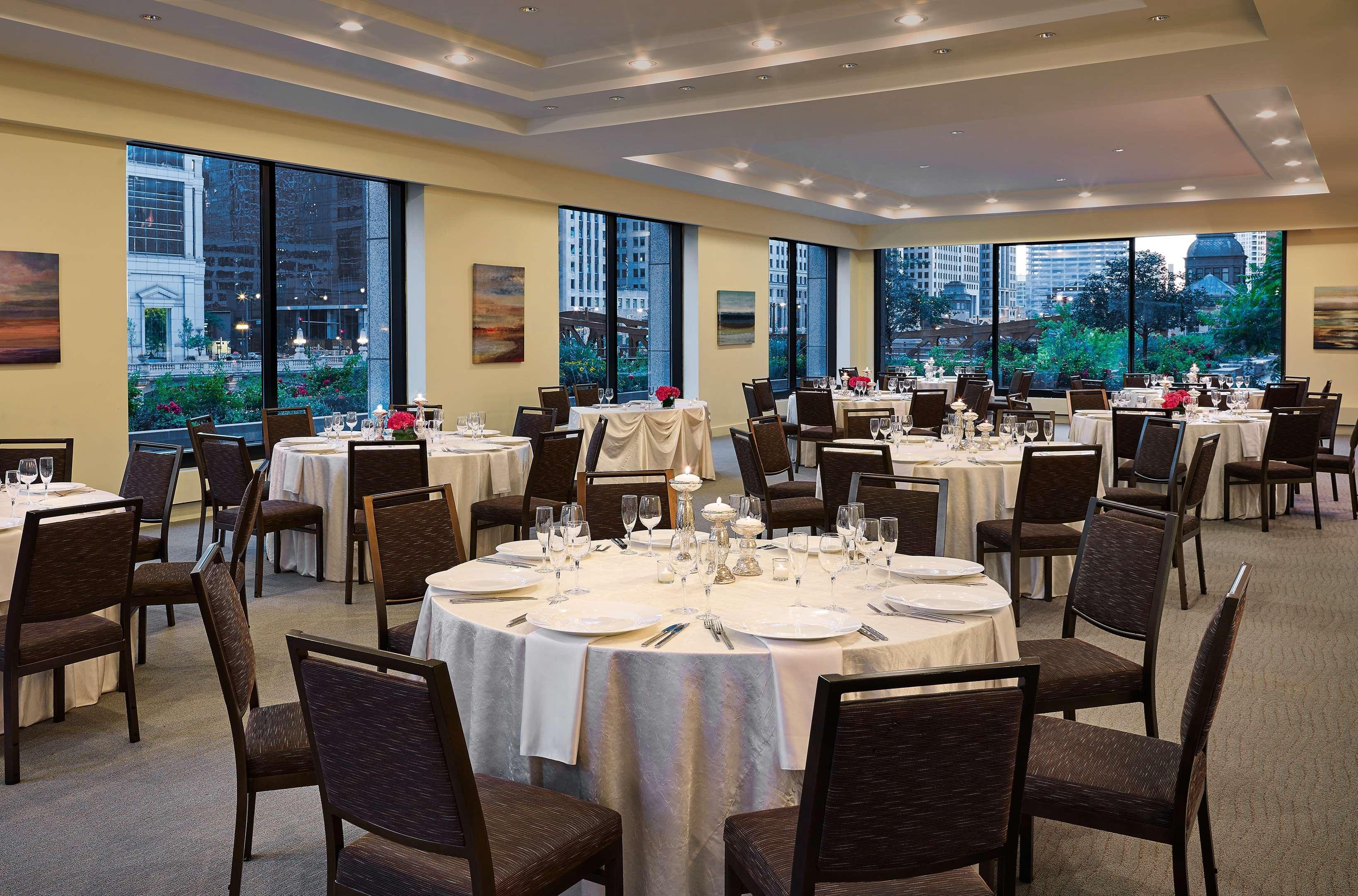 The Westin Chicago River North Bagian luar foto