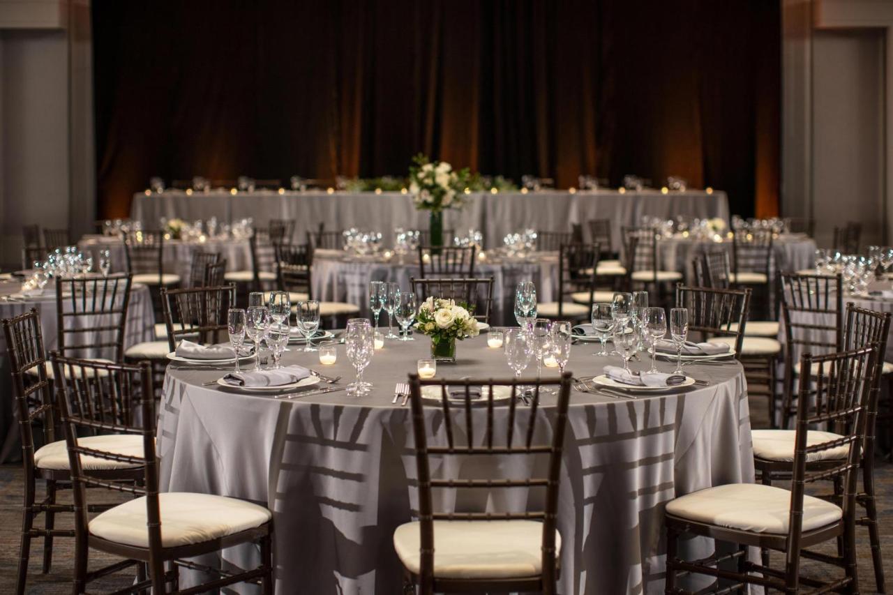 The Westin Chicago River North Bagian luar foto